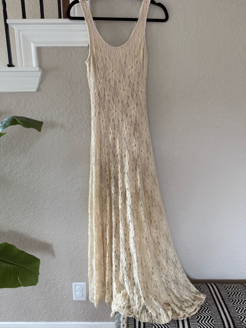 Sleeveless Cream Lace Maxi Dress